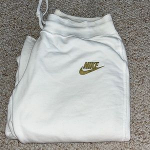 Nike Sweatpants